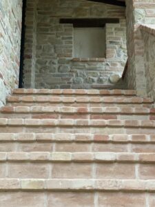 Detalje fra italiensk ejendom under vurdering før køb